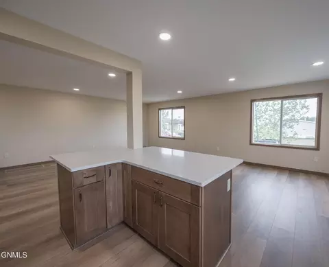 Kitchen - 1804 14th Ave E, Williston, ND 58801 photo 5 of 6