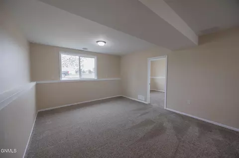 Bedroom - 1804 14th Ave E, Williston, ND 58801 photo 5 of 7