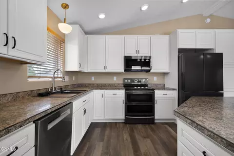 Kitchen - 1921 18th Ave W, Williston, ND 58801 photo 1 of 3