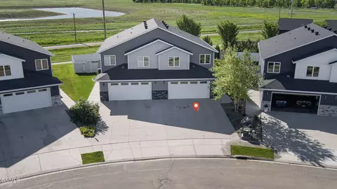 3813 Stacy Dr, Bismarck, ND 58504