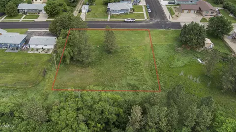 000 Maple Ave, Linton, ND 58552 photo 7