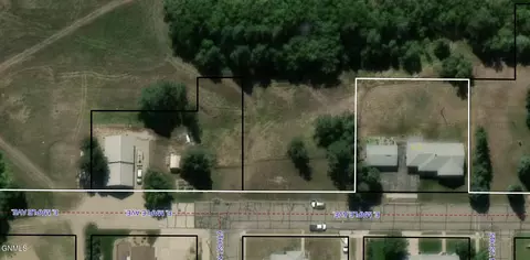 000 Maple Ave, Linton, ND 58552 photo 2