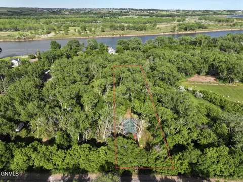 Other - 1509 River Dr NE, Mandan, ND 58554 photo 9 of 9