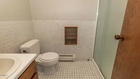 Bath - 1509 River Dr NE, Mandan, ND 58554 photo 1 of 6
