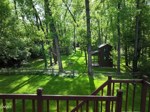 Exterior - 1509 River Dr NE, Mandan, ND 58554 photo 3 of 11