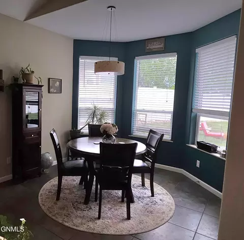 Dining - 1614 Creekside Dr W, Williston, ND 58801 photo 1 of 2