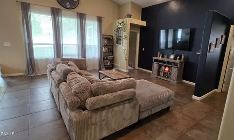 Other - 1614 Creekside Dr W, Williston, ND 58801 photo 1 of 7