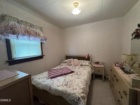 Bedroom - 306 7th Ave N, Edgeley, ND 58433 photo 1 of 1