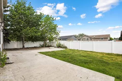 Exterior - 1704 22nd St W, Williston, ND 58801 photo 3 of 5
