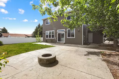 Exterior - 1704 22nd St W, Williston, ND 58801 photo 2 of 5