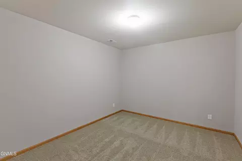 Bedroom - 3334 30th St W, Williston, ND 58801 photo 10 of 11
