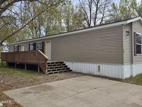 2600 University Ave, Williston, ND 58801