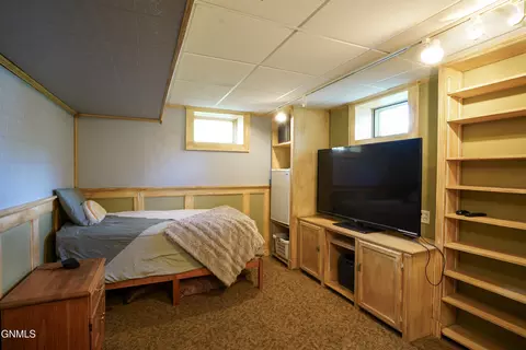 Bedroom - 1300 3rd St N, Bismarck, ND 58501 photo 7 of 7