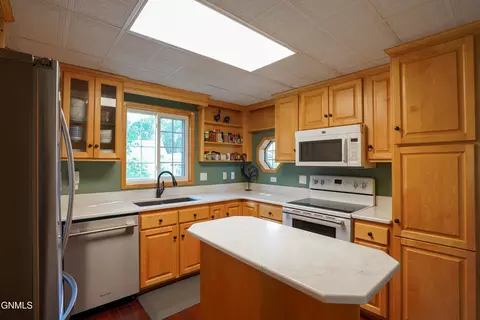 Kitchen - 1300 3rd St N, Bismarck, ND 58501 photo 3 of 3