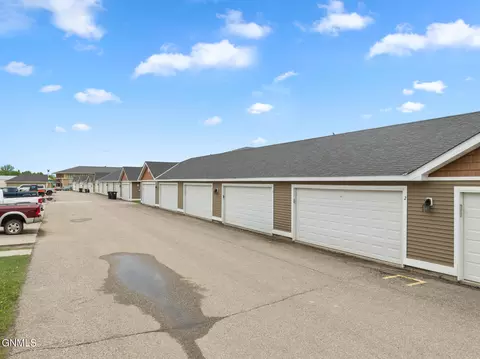 302 10th Ave SE, Stanley, ND 58784 photo 24