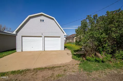 Other - 103 Iowa Ave, Mott, ND 58646 photo 9 of 14