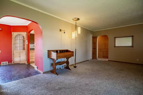 Living - 103 Iowa Ave, Mott, ND 58646 photo 3 of 3
