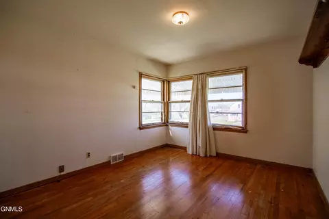 Bedroom - 103 Iowa Ave, Mott, ND 58646 photo 1 of 5