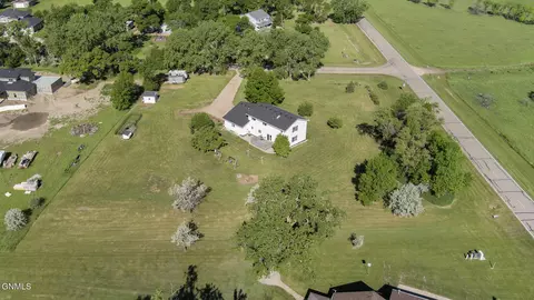 View/Area - 6201 Sully Dr, Bismarck, ND 58504 photo 5 of 11