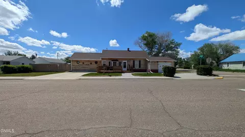 327 2nd Ave W, Culbertson, MT 59218
