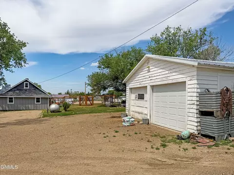 Other - 4 Hanks St, Grenora, ND 58845 photo 2 of 17
