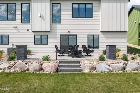 Exterior - 2115 Tule Ln, Bismarck, ND 58503 photo 11 of 15