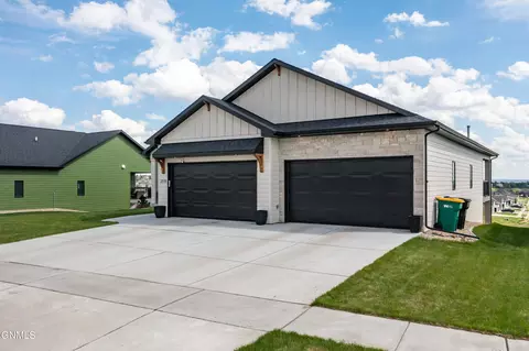 Exterior - 2115 Tule Ln, Bismarck, ND 58503 photo 4 of 15