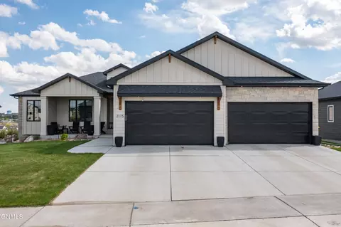 Exterior - 2115 Tule Ln, Bismarck, ND 58503 photo 3 of 15