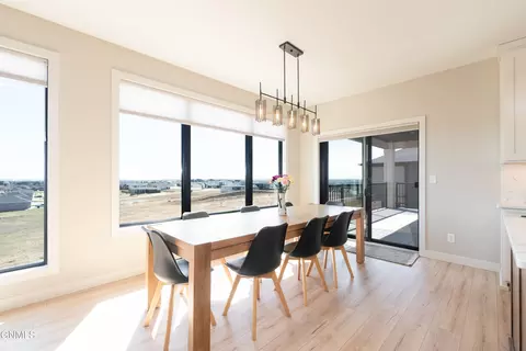 Dining - 2115 Tule Ln, Bismarck, ND 58503 photo 1 of 1