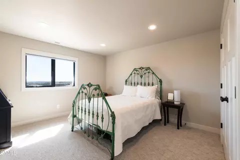 Bedroom - 2115 Tule Ln, Bismarck, ND 58503 photo 4 of 5