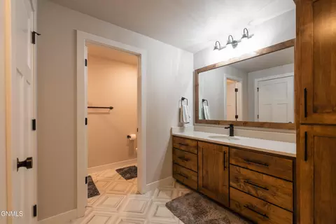 Bath - 2115 Tule Ln, Bismarck, ND 58503 photo 4 of 4