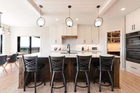 Kitchen - 2115 Tule Ln, Bismarck, ND 58503 photo 2 of 5