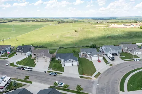 View/Area - 3905 Trident Ct NW, Mandan, ND 58554 photo 2 of 3