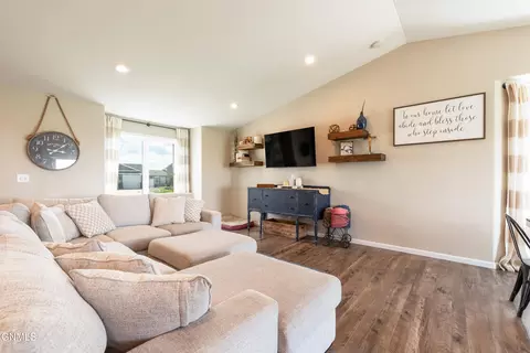 Living - 3905 Trident Ct NW, Mandan, ND 58554 photo 2 of 2