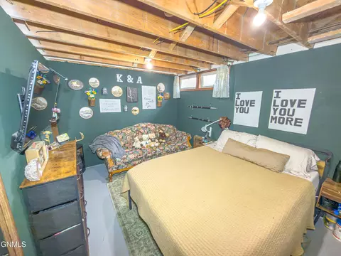 Bedroom - 1414 6th St W, Williston, ND 58801 photo 6 of 8