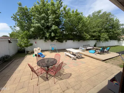 Exterior - 1414 6th St W, Williston, ND 58801 photo 6 of 8