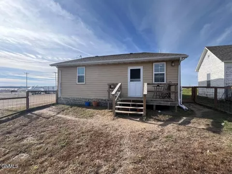 Other - 6 4th Ave E, Mobridge, SD 57601 photo 4 of 10