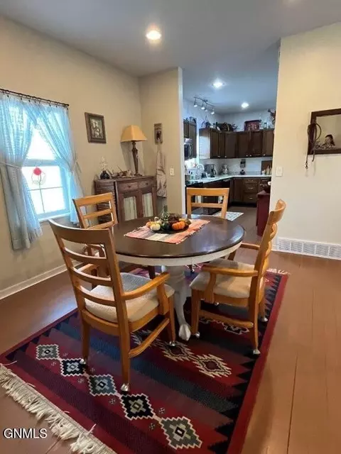 Dining - 6 4th Ave E, Mobridge, SD 57601 photo 3 of 3