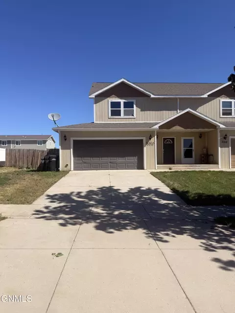 3306 10th Ave NE, Watford City, ND 58854