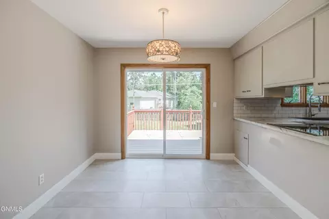 Dining - 106 Divide Ave E, Bismarck, ND 58501 photo 1 of 1