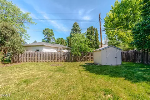 Exterior - 106 Divide Ave E, Bismarck, ND 58501 photo 9 of 9
