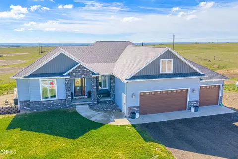 4934 145th Ave NW, Williston, ND 58801