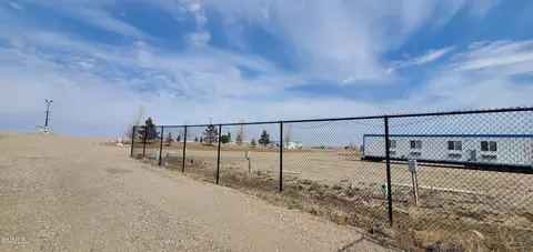 13589 57th St NW, Williston, ND 58801 photo 11