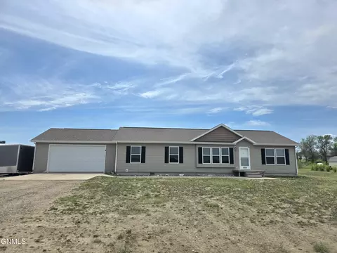 3232 125th Y Ave NW, Watford City, ND 58854