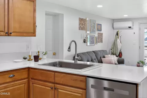 Kitchen - 1114 37th Ave SE, Williston, ND 58801 photo 6 of 6