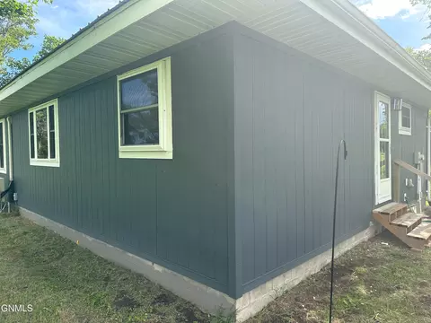 Exterior - 4985 22 Ave SE, Braddock, ND 58524 photo 2 of 5