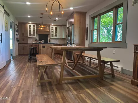 Dining - 4985 22 Ave SE, Braddock, ND 58524 photo 2 of 2