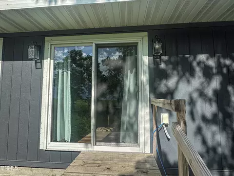 Exterior - 4985 22 Ave SE, Braddock, ND 58524 photo 5 of 5