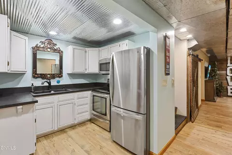 2216 8th Ave E, Williston, ND 58801 photo 34