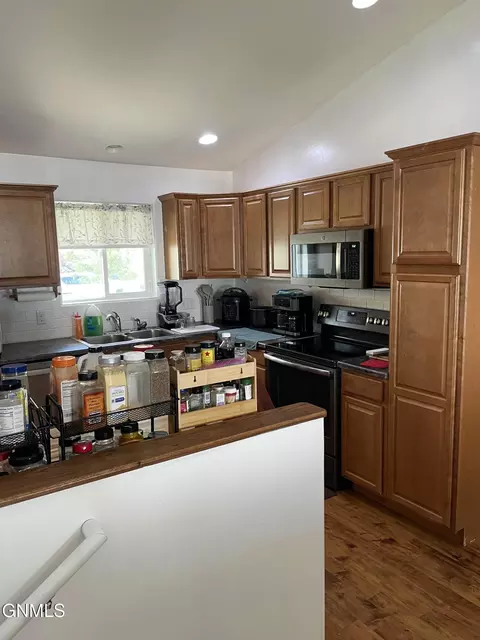 Kitchen - 2010 23rd St W, Williston, ND 58801 photo 1 of 4